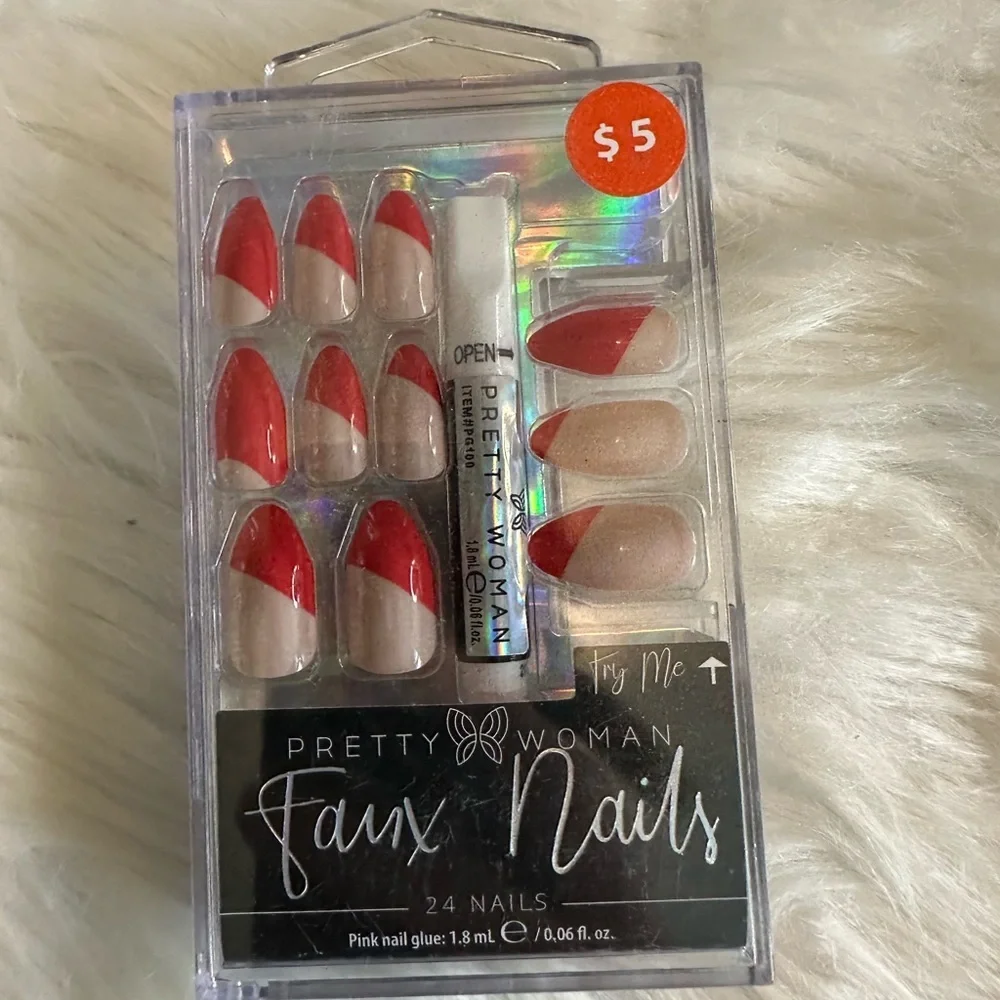 🩷5/$10 Red and Cream Faux Nails Set